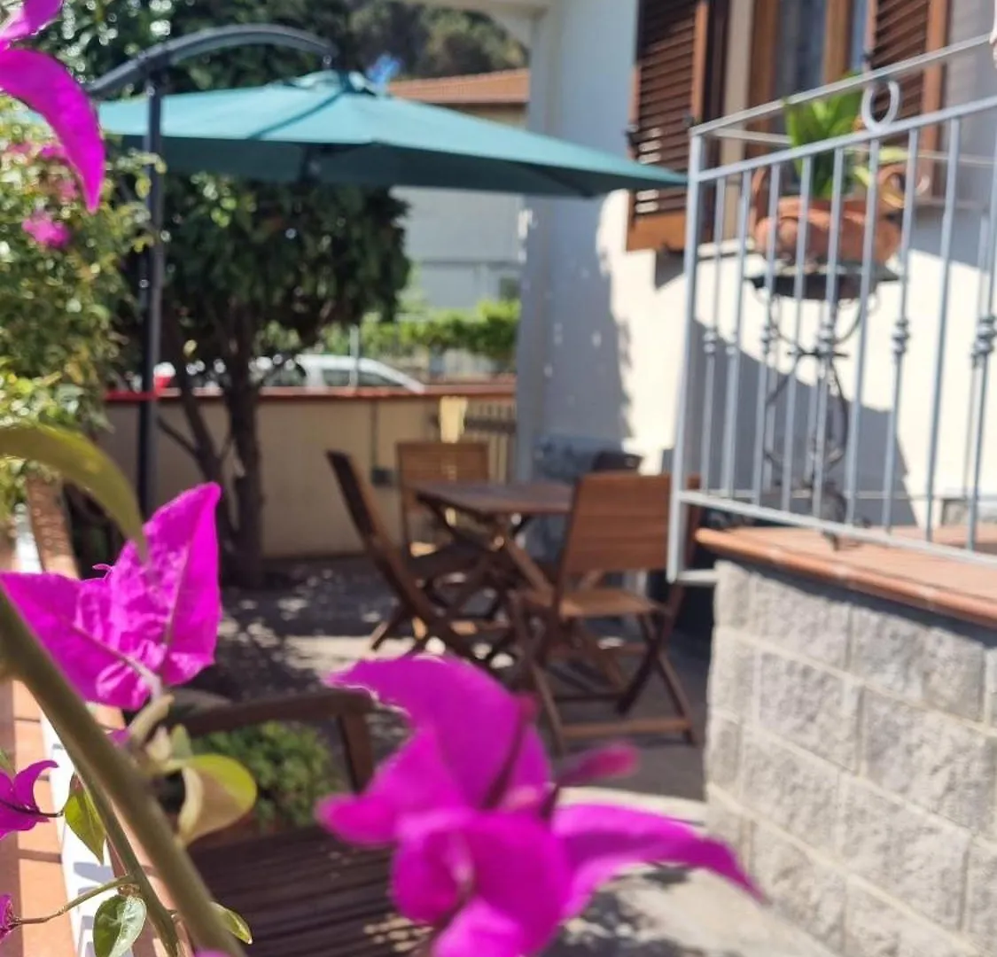 Appartamento A Casa Di Gina Rosignano Solvay